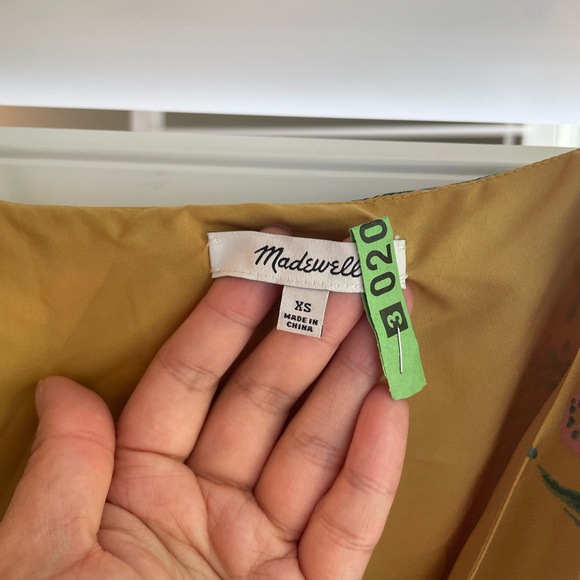 Madewell Silk Wrap Dress in Painted Blooms - Picture 4 of 5